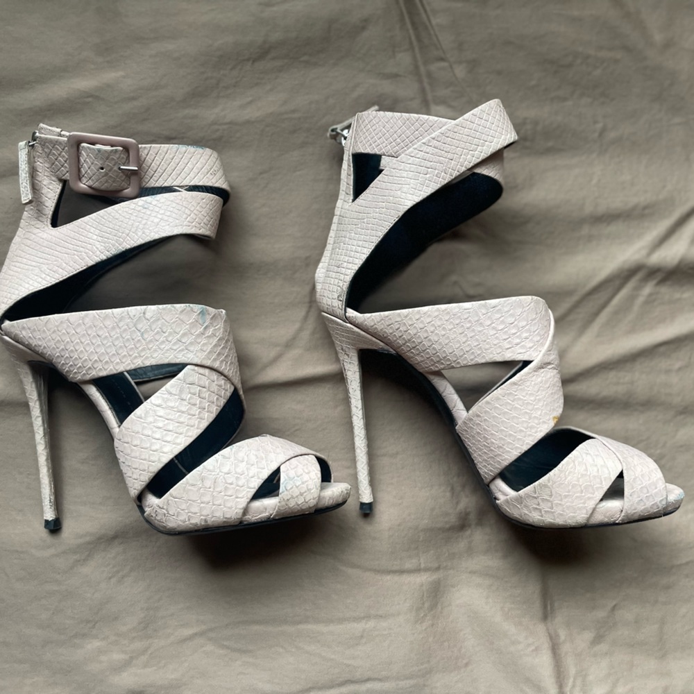 Authentic Giuseppe Zanotti Heels